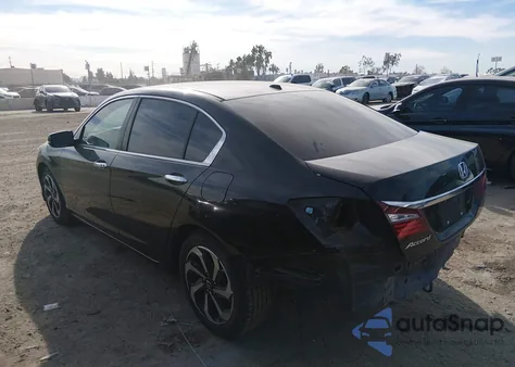 2017 Honda Accord Ex z USA, uszkodzony, nr VIN 1HGCR2F77HA183939